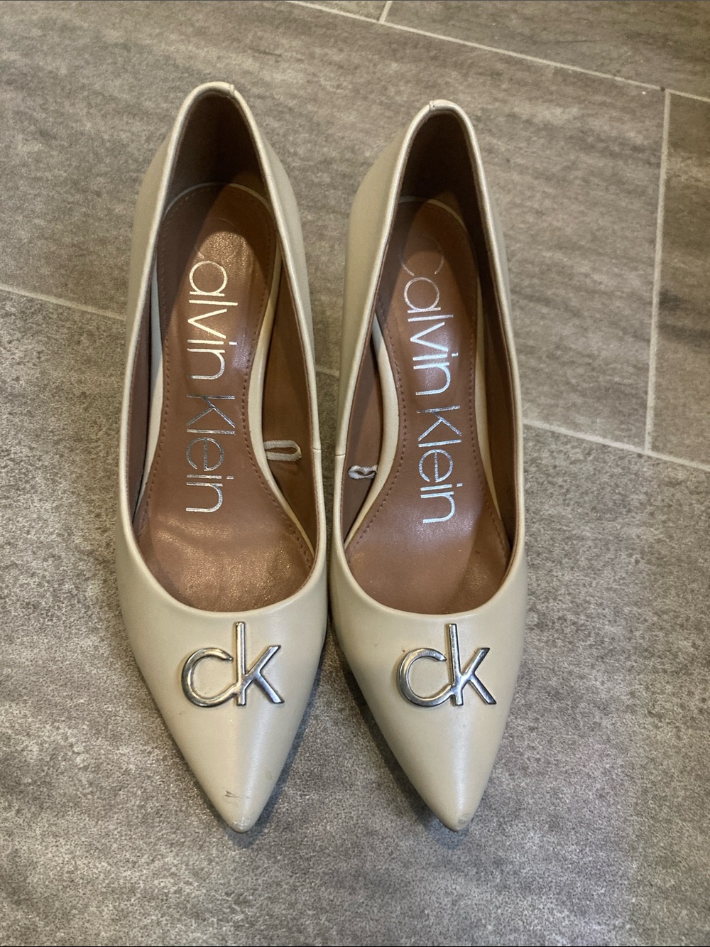 Calvin Klein Women's Beige Pointed-Toe CK Logo Pumps